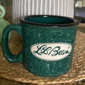Vintage rare HTF L.L.Bean ceramic campfire mug in green and black